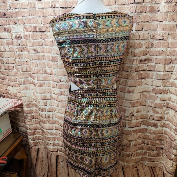 Forever 21 Exclusive Sequin Covered Dress Size Med - Picture 6 of 11